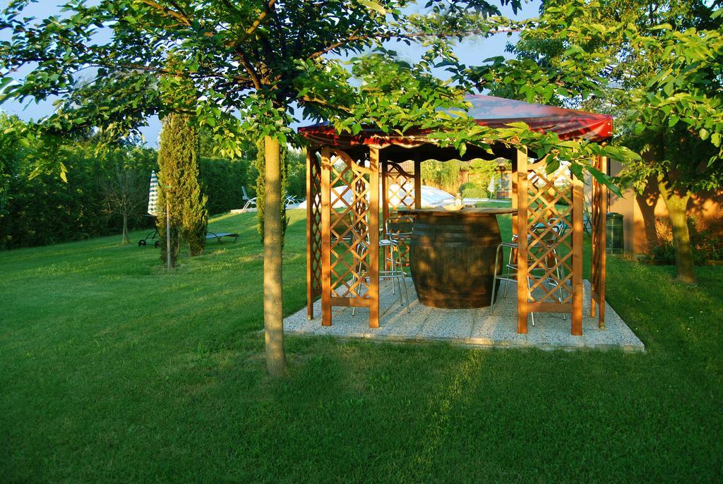 Casale Belriguardo Bed and Breakfast Ferrara Buitenkant foto