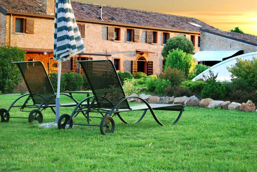 Casale Belriguardo Bed and Breakfast Ferrara Buitenkant foto
